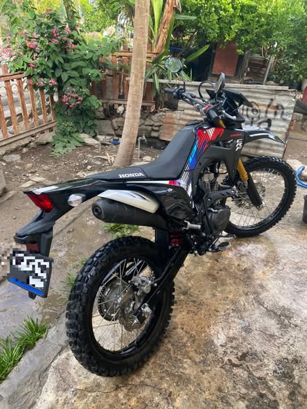 Motorbike - Honda CRF (0 km, Indonesian registration) - Negotiable