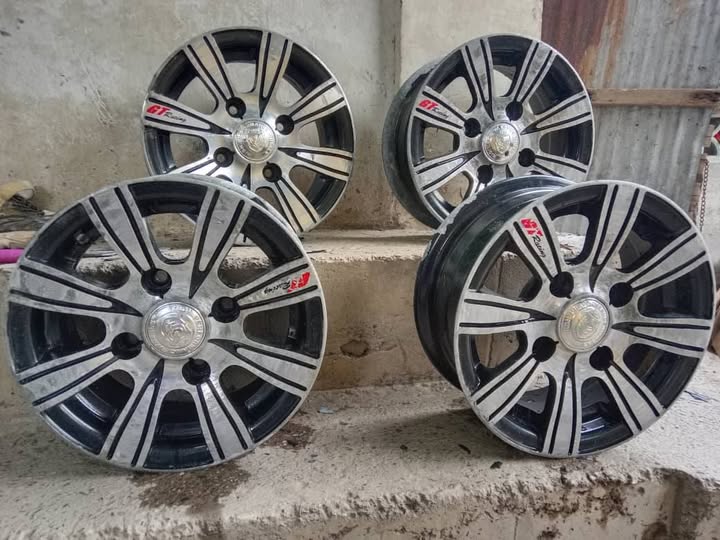 Vehicle Parts - Uja for Alto and Mira Microlet Blue Carry Size R13 - Negotiable